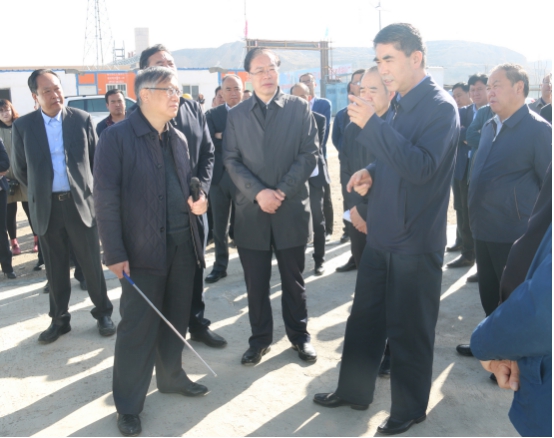 省委副書記、省長王建軍等領(lǐng)導(dǎo)一行視察海東工業(yè)園區(qū)臨空綜合經(jīng)濟(jì)園