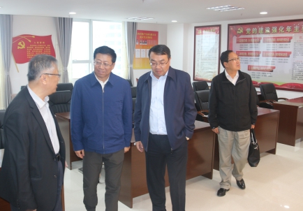 青海省副省長、省國資委黨委書記、主任王黎明，蒞臨省物產(chǎn)集團調(diào)研指導(dǎo)工作