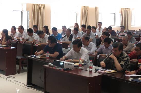 加強(qiáng)業(yè)務(wù)培訓(xùn)，提升工作能力